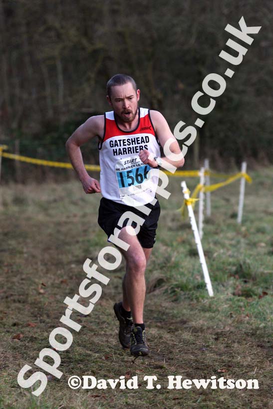 Luke Adams (Gateshead Harriers) senior mens NEHL, Wallington Hall. Photo: David T. Hewitson/Sports for All Pics